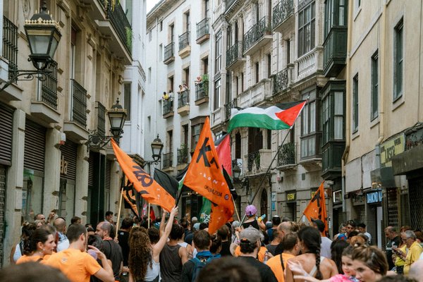 Optez pour une djellaba homme grande taille : confort et style !