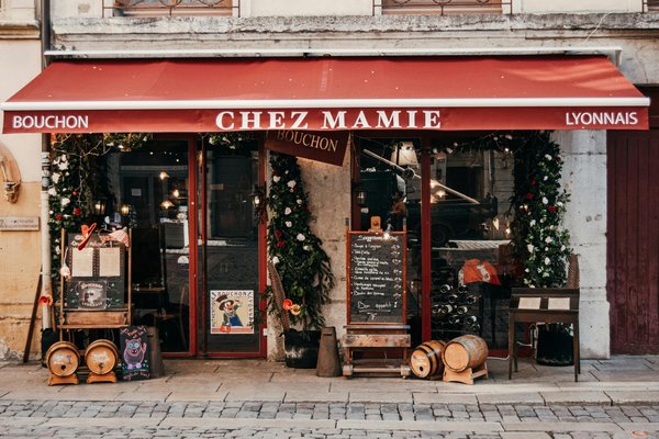 Les trésors culinaires du menu de bouchon lyonnais